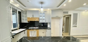 ۷۰متر نوساز فول امکانات