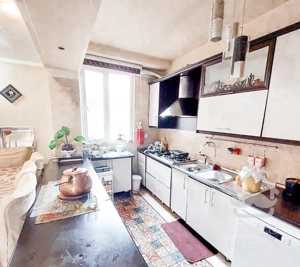 80متر/2خواب/1390/سرمایه گذاری/فلکه 2صادقیه