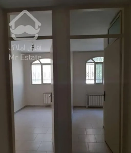 ۱۱۰ متر ۲ خواب  طبقه همکف