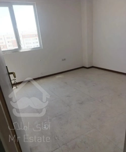 ام 4تیشا طبقه چهارم از چهار نبش سه خیابان