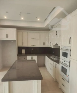 آپارتمان 165متری/تکواحدی/2پارکینگ