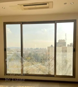 فروش آپارتمان ۱۴۰ متری ۳ خوابه در آجودانیه