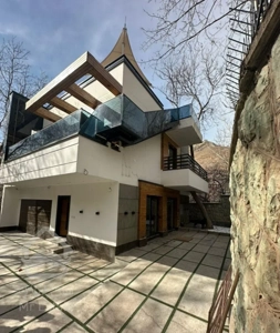 فروش خانه ویلایی ۳۰۰ متری ۳ خوابه