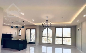 95متر شیک اقبال فول امکانات رو به افتاب