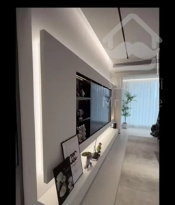 ۸۵ متر/ فیلم واحد داخل آگهی / سالن پرده خور/۳ ساله