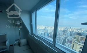 ۲۰۰ متر + ۶۰ متر تراس طبقه ۱۸ / ۴ پارکینگ