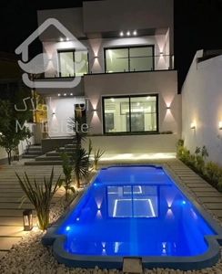 ویلا مدرن نوساز فول امکانات