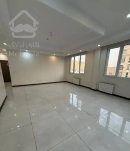 ۱۱۵متر/۲خواب/سالن پرده خور/غرق نور/تخلیه