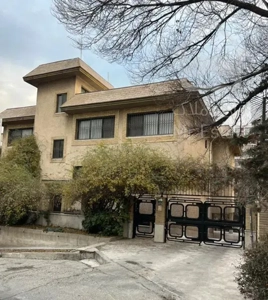 ۷۰۰ متر ویلایی دربست / ۳ واحد مجزا / شهرک غرب