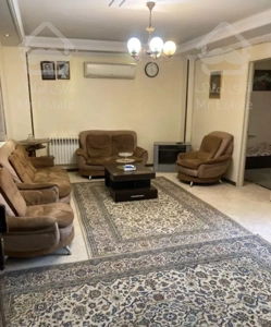 آپارتمان ٧٧ متر سالن پرده خور