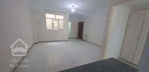 ۶۵ متری ، هجرت