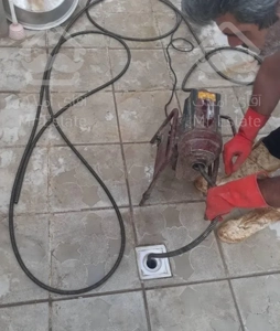 لوله بازکنی ونشت یابی وتخلیه چاه ولوله کشی دلپسند