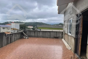 فاصله بامرکز خرید۵۰متر