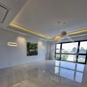 ۱۲۵ متر ۲ خواب/قابل تبدیل/ غرق نور/ ۲ پارکینگ