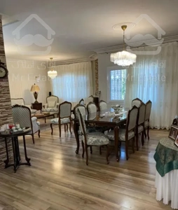 ۱۵۸ متر/شهرک غرب/۱ از ۸/ ۲پارکینگ