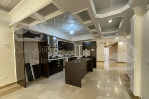 161 متر سه خواب زیبا/استخر سونا جکوزی/آفتابی