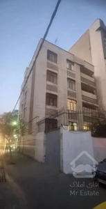 آخرین فرصت سال/ 50متری/نزدیک ولیعصر/شرایط مناسب