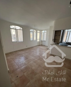 اپارتمان ۶۱متری تک‌ واحدی دو خوابه