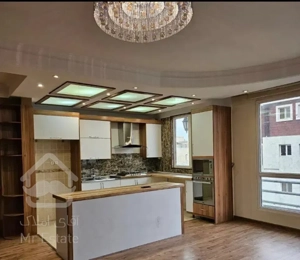 ۱۴۰مترسعادت آباد صرافها ۶ساله روبه آفتاب