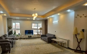 واحد۱۱۷متری دوخواب درچندقدمی دریا