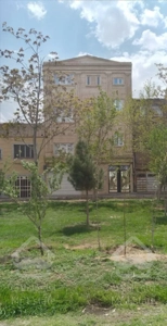 حیاط جنوبی شهرک نور چهار طبقه ۳۲۲متر