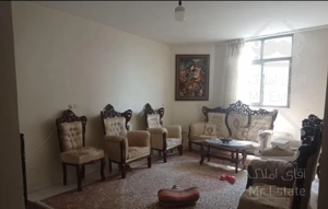 85 متر طبقه اول تمیز