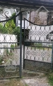 ١٠۰مترآپارتمان/٢واحدی/راه پله جدا /٢نبش