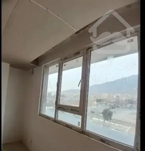 رهن واحد ۱۰۰متری کلید نخورده