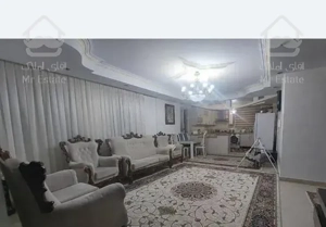 پارک اوستا.    تک واحدی.    فول امکانات.   95 متر