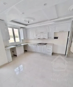 ۷۷ متری/ میدان ساحل/ سند تک برگ