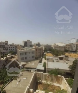 ۱۲۵ متر فول ۵ ساله غرق نور کم واحد نزدیک اشرفی