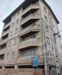 95متری امکانات فول