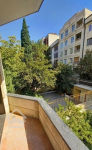 دیباجی جنوبی/۹۰ متر /۲ خواب روبه افتاب/مجرد موجه