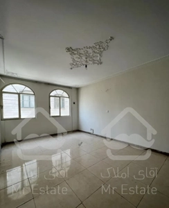 ۵۷متر / طبقه اول / دونبش