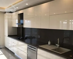 واحد 200 متری عیانی نشین