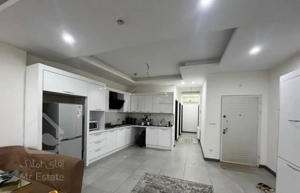 فروش فوری یک واحد آپارتمان با قیمت عالی ولیعصر