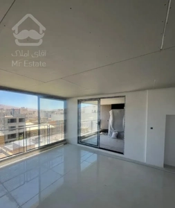 ۳ خواب تک واحدی طبقه آخر              ۳ بر نورگیر