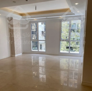 ۱۱۱متر ۲ خواب نور مستقیم فول امکانات شهرزیبا