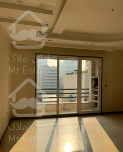 ١٧٧ متر/تک واحدى/٢ پارکینگ سندى/شیراز