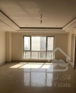 ۱۰۰ متری / لوکیشن عالی