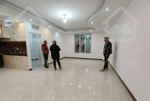 واحد73متری طبقه اول اسانسوردار