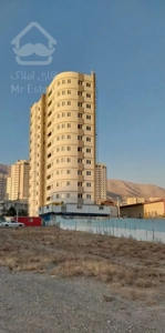 ۱۲۲ متر/ ۲ خواب/ استثنایی/ دریاچه/ چیتگر