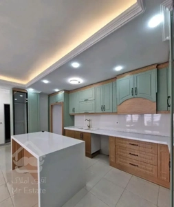 ۸۱متری کلاسیک *استفاده از متریال برند/پارکنیگ سندی