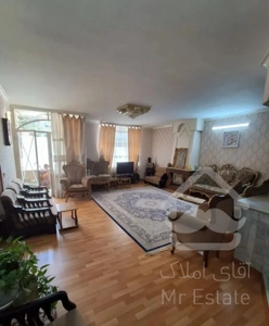 ۹۹ متر / جنوبی / طبقه اول