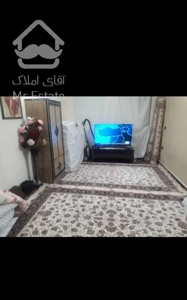 ۴۰ متر و ۲۱متر حیاط طبقه دوم اسلامشهر