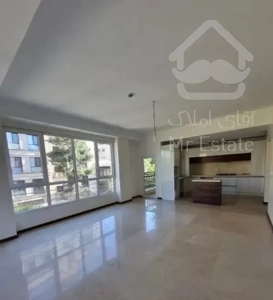 ساقدوش / 145 متر تاپ لوکیشن لابی سرایداری
