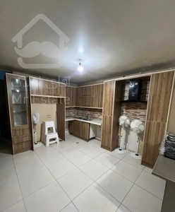 ۱۱۰ متر (یاس)