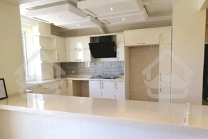 ۱۱۰ متر نیاوران