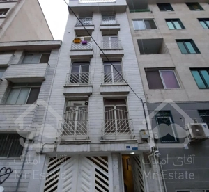 ۵۲متر با انباری