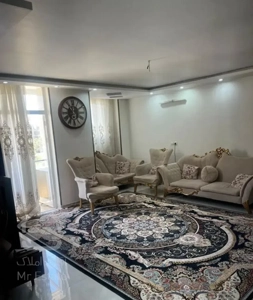 ۸۴ متر / جنوبی/ طبقه چهارم